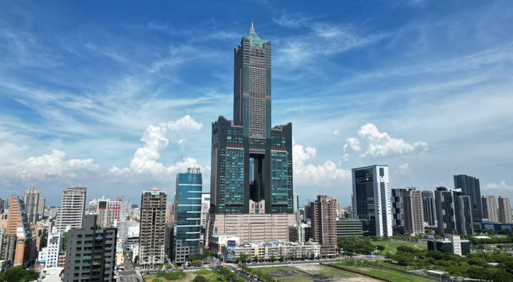 高雄五區房價修正，賣壓驟增屋主急售！專家剖析市場趨勢