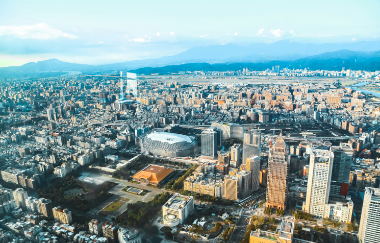 六都房市量縮警報！創8年最低點 6月買氣止跌仍難挽頹勢 全年恐不達28萬棟