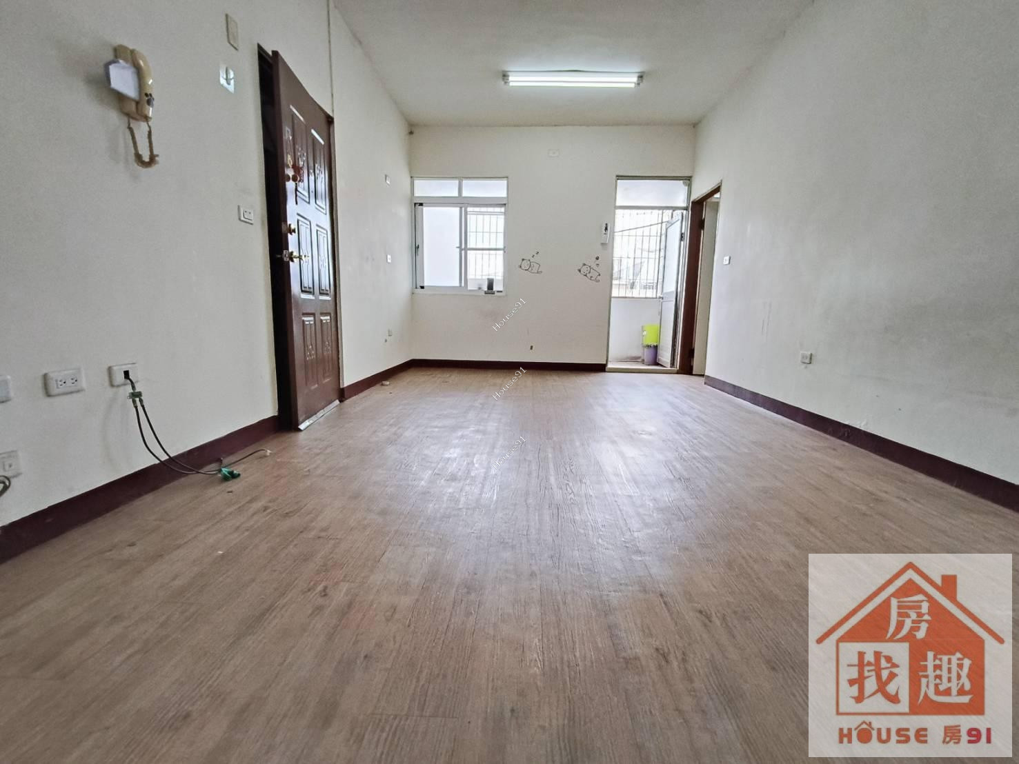 小港餐旅大學|鳳陽國小旁|免整理臨路三房收租美寓