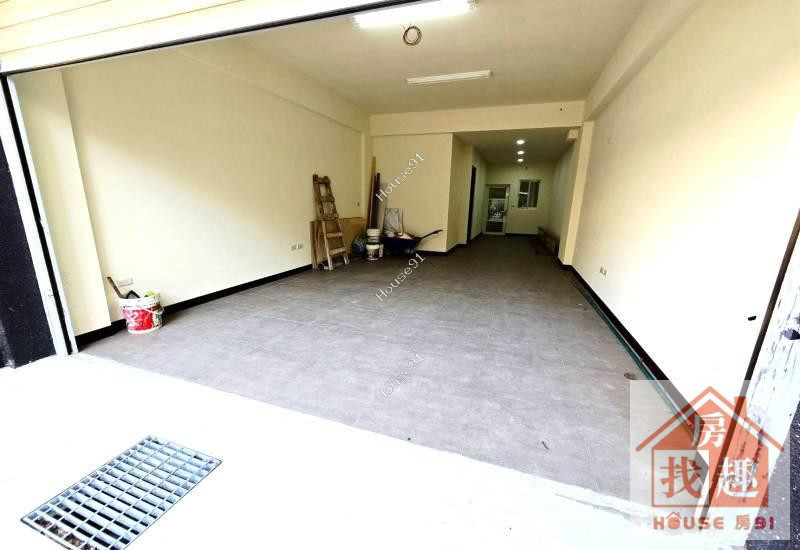 中壢夜市【光明公園】全新庭院電梯別墅