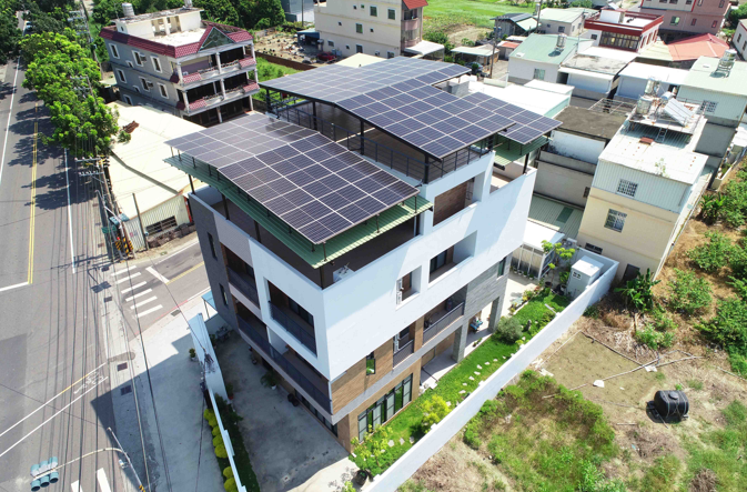 經濟部力挺家戶光電！核定13億補助　21縣市齊心響應114-115年政策目標